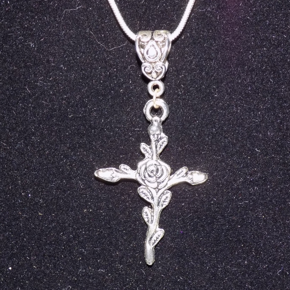 Pendants - Picture 3 of 6